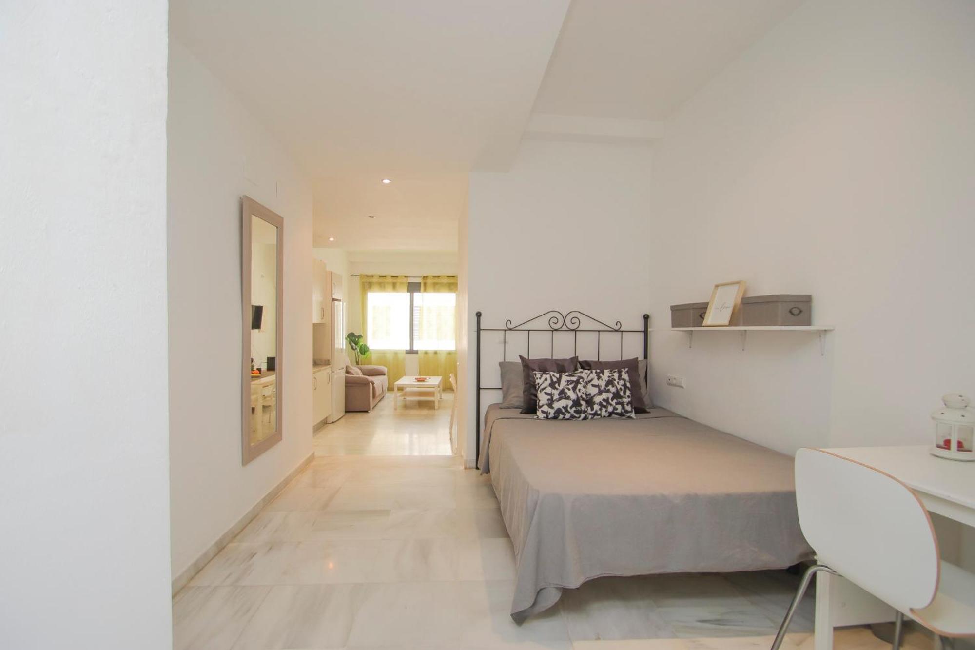 Lovely In The Center - 15m Walk Giralda Apartament